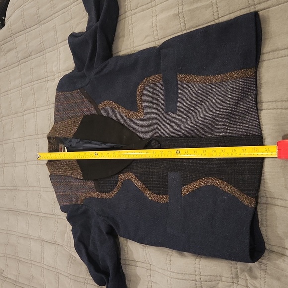 Chic Women's Blue and Black Mary Flannagan Blazer Size M! - Picture 6 of 8